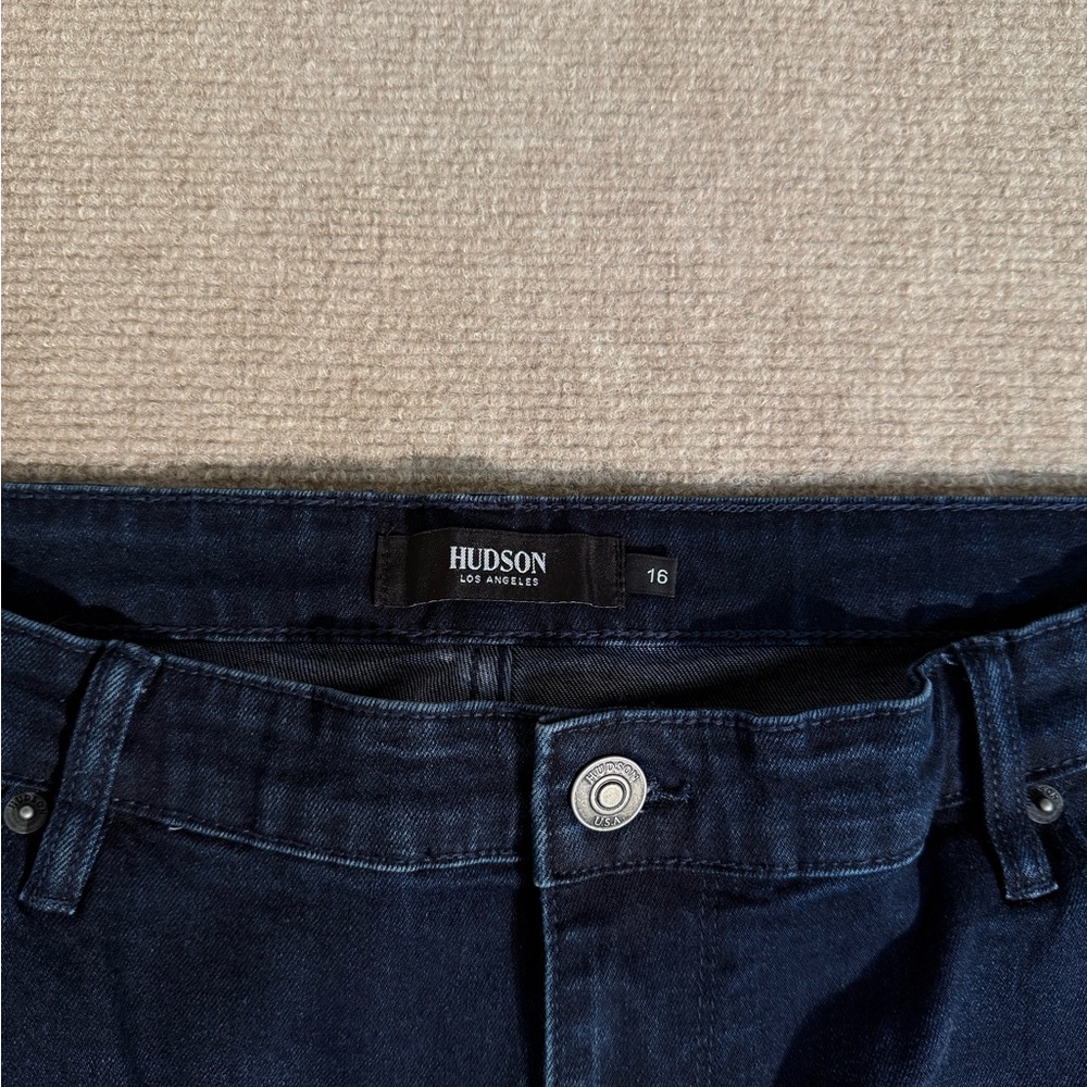 Hudson Women’s Dark Wash Mid-Rise Cropped Straight Ankle Jeans – Size 16 x 28” - Picture 7 of 9